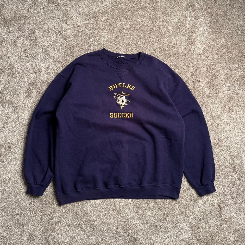 NAVY "BUTLER SOCCER" EMBROIDERED SWEATSHIRT